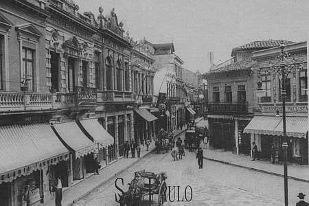Largo do Rosário, 1900. Calçadas alinhadas no tempo das carroças/Reprodução