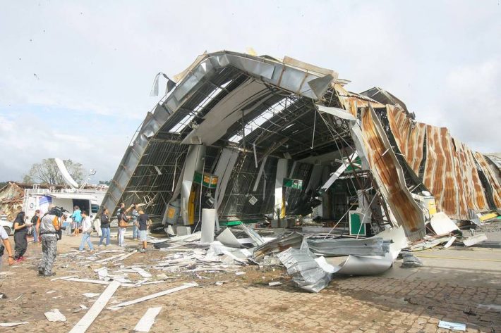 Destruição causada por tornado em Jarinu. FOTO EPITACIO PESSOA/ESTADÃO