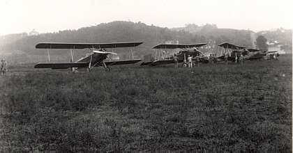 Aviões se preparam no Campo de Marte em 1927/Arquivo Público