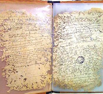 Originais do inventário do sapateiro Damião Simões, de 1578. Documento mais antigo da cidade conservado no Arquivo Público do Estado